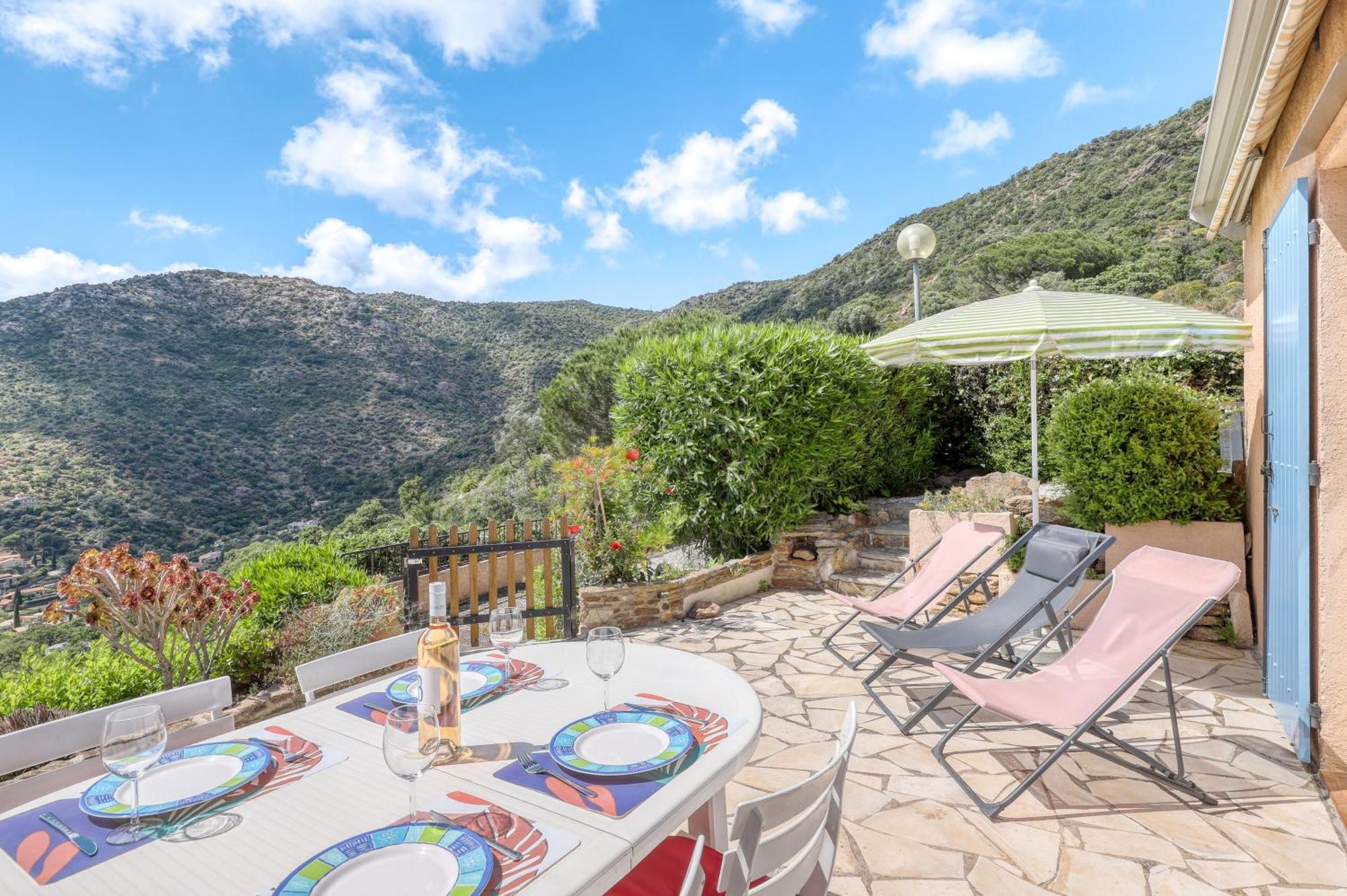 Appartement Vue exceptionnelle à Saint-Clair pour 5 personnes à Le Lavandou Extérieur photo