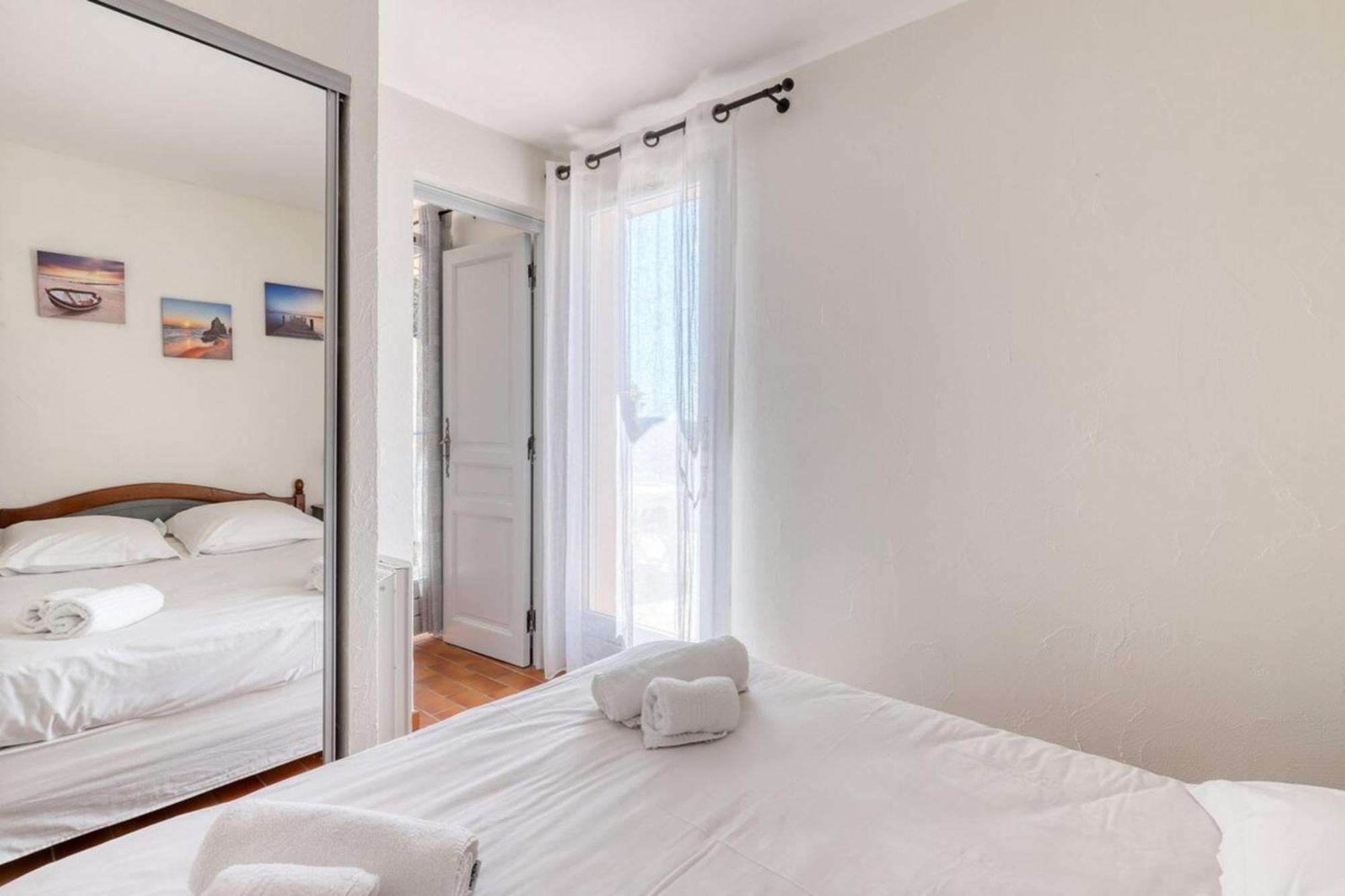 Appartement Vue exceptionnelle à Saint-Clair pour 5 personnes à Le Lavandou Extérieur photo